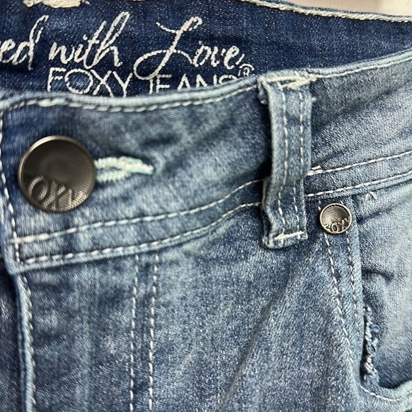 Foxy Jeans Chloe Denim Shorts 32 - Picture 6 of 8
